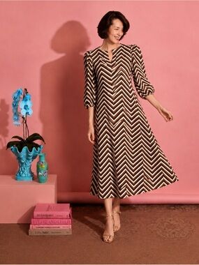 Buru Chevron A-Line Midi Dress in Zigzag Size S~ Pristine